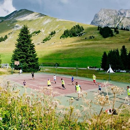 Appartement Au Coeur Des Aravis Manigod Esterno foto