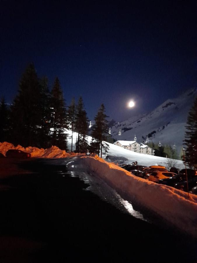 Appartement Au Coeur Des Aravis Manigod Esterno foto