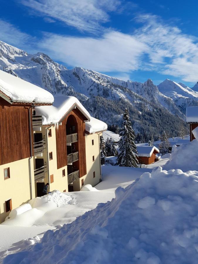 Appartement Au Coeur Des Aravis Manigod Esterno foto